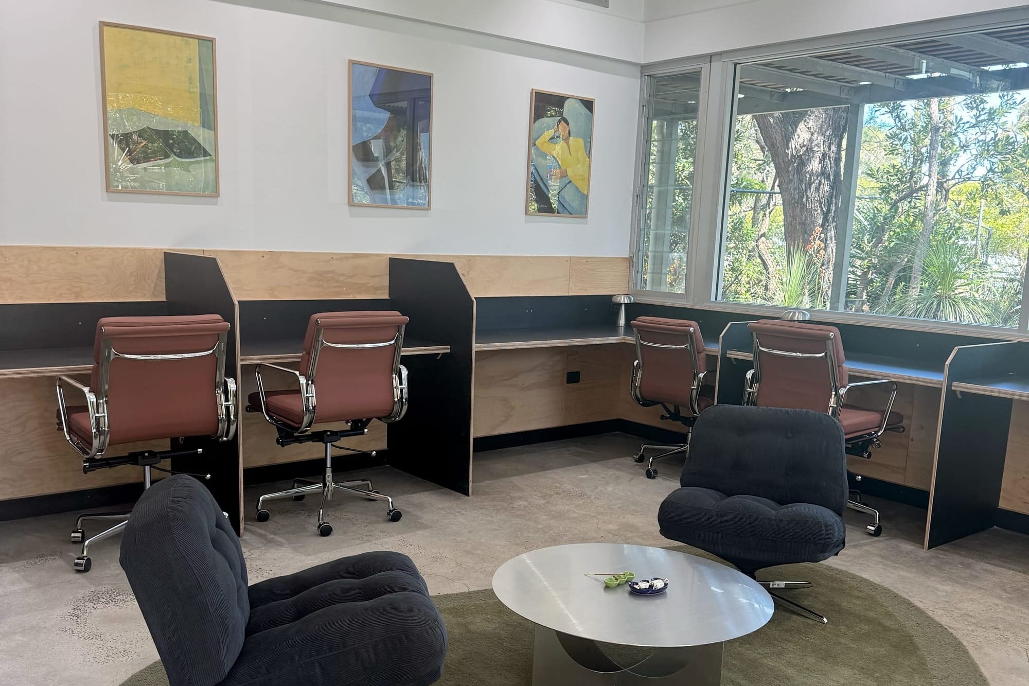 Cool and calm: New co-work space opens in Helensburgh 
												post image