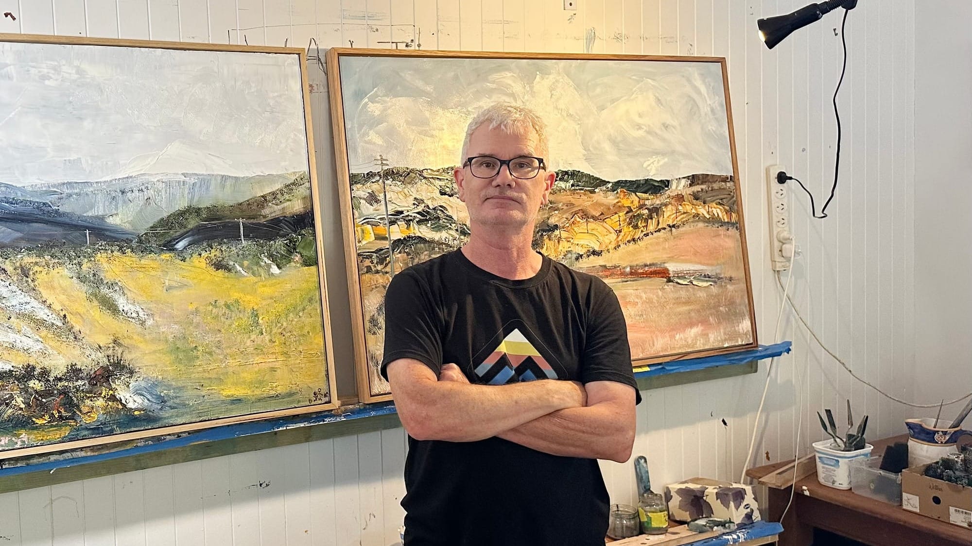 Time to paint: Opera career colours David King's art 
												post image