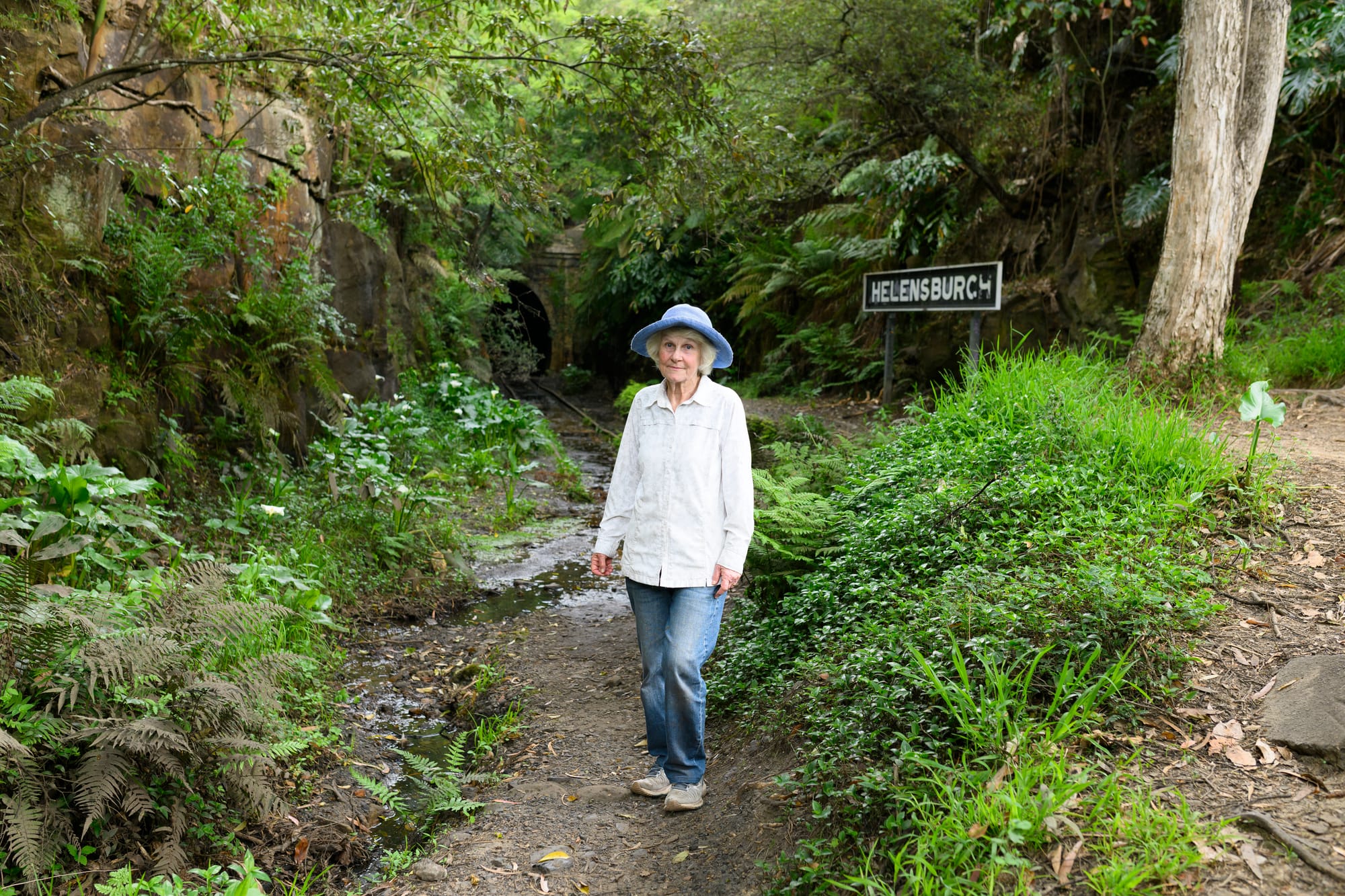 Landcare wages war on weeds at historic Helensburgh site 
												post image