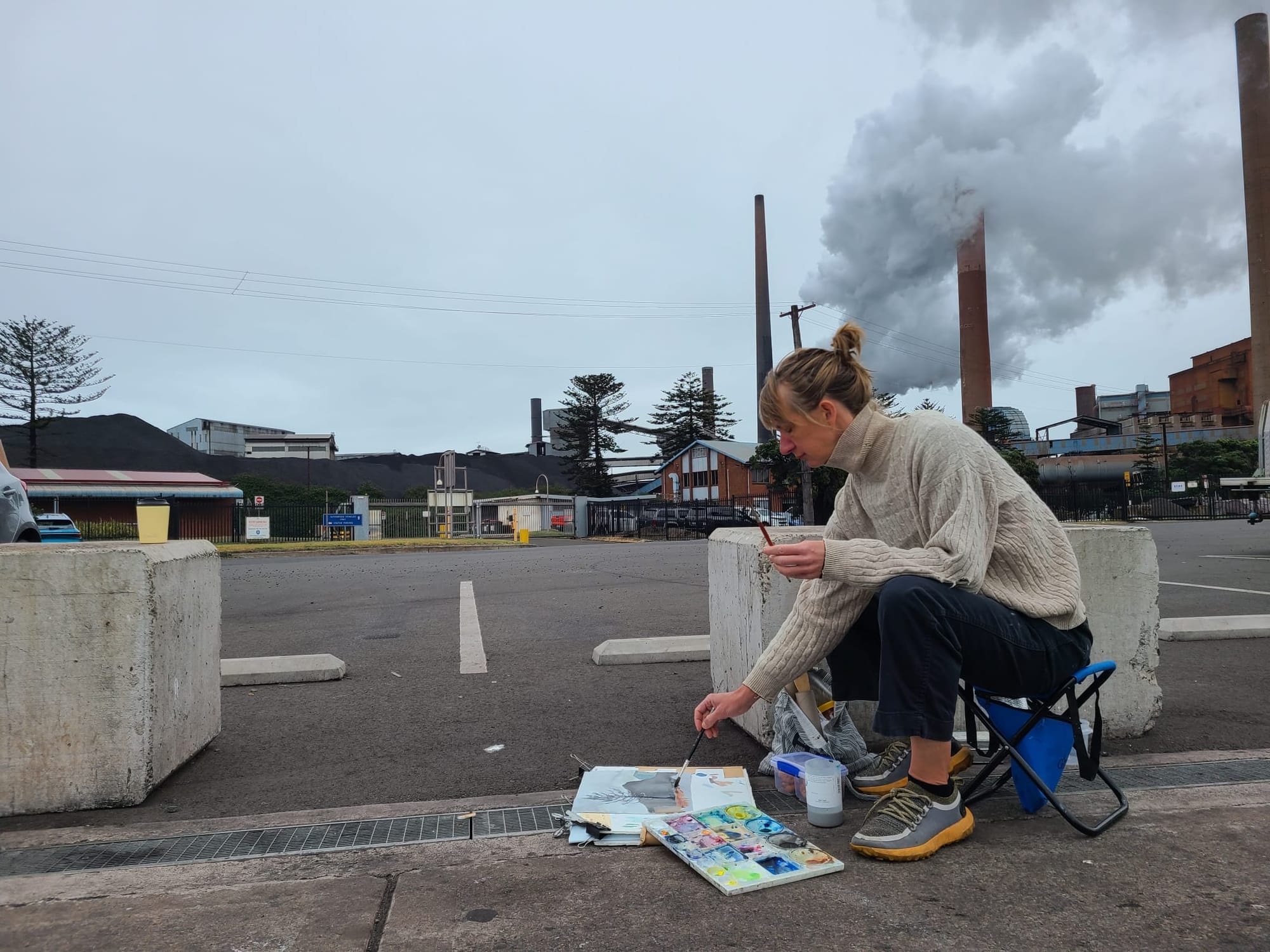 Plein air artist captures industrial landscape 
												post image