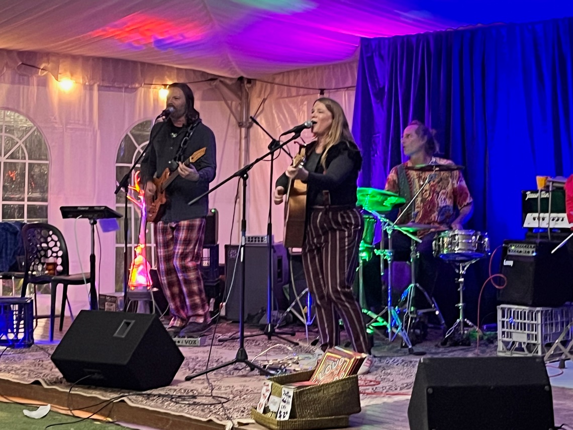 You're invited to Flame Tree Co-op's Xmas concert at Coledale RSL