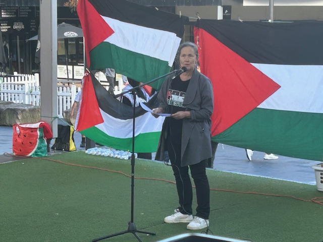 Wollongong's 2023 Citizen of the Year calls for ceasefire in Gaza conflict