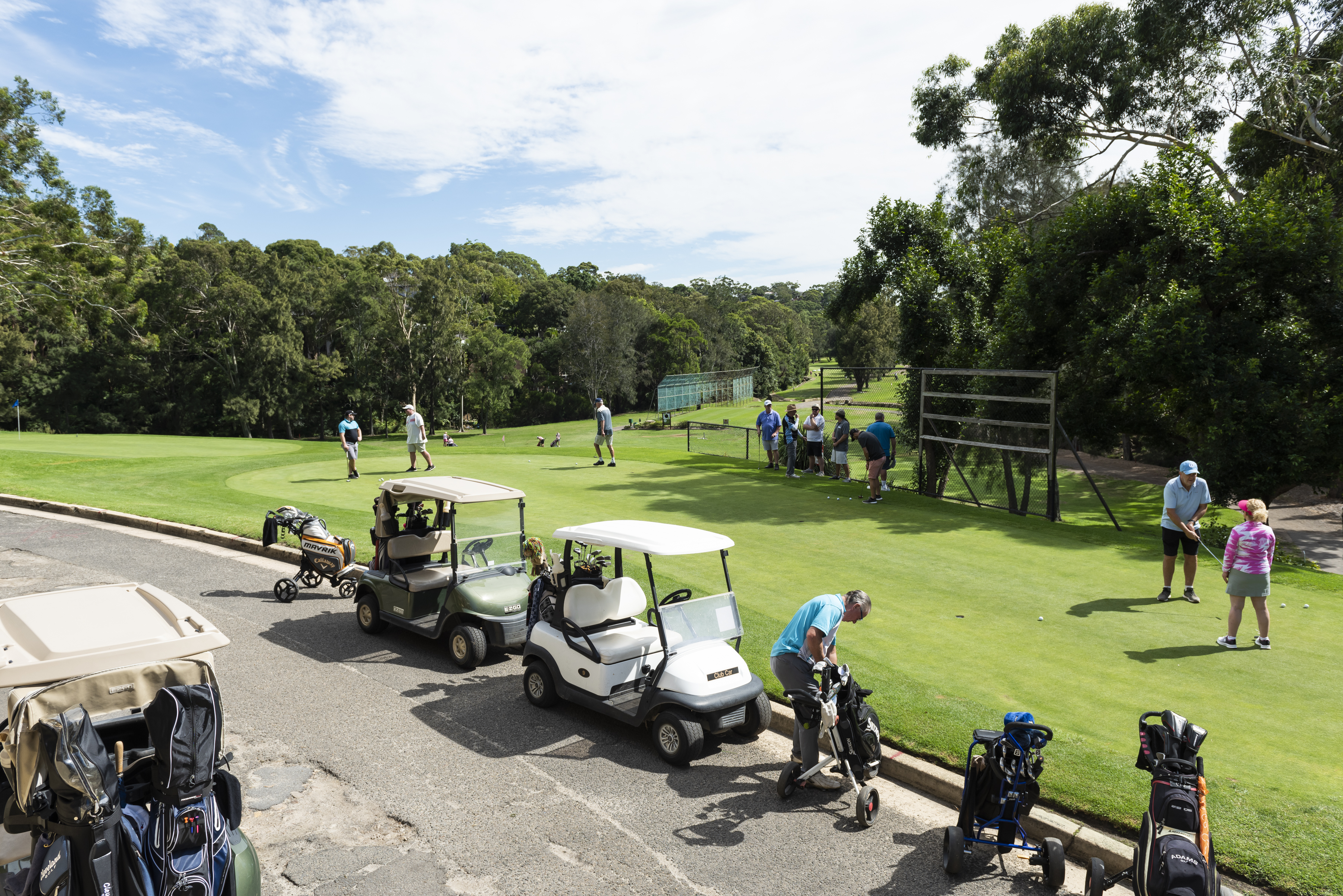 June Golf Reports: Rain forces banning of chariots