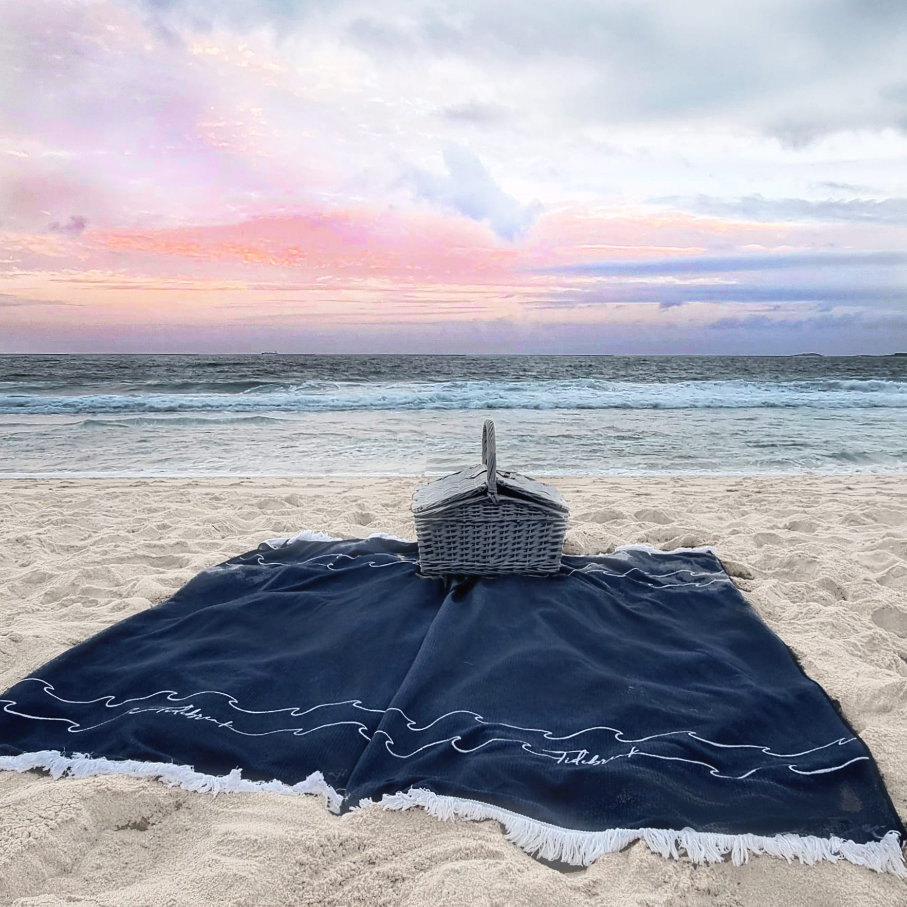 Hey, Tuesday readers  post image