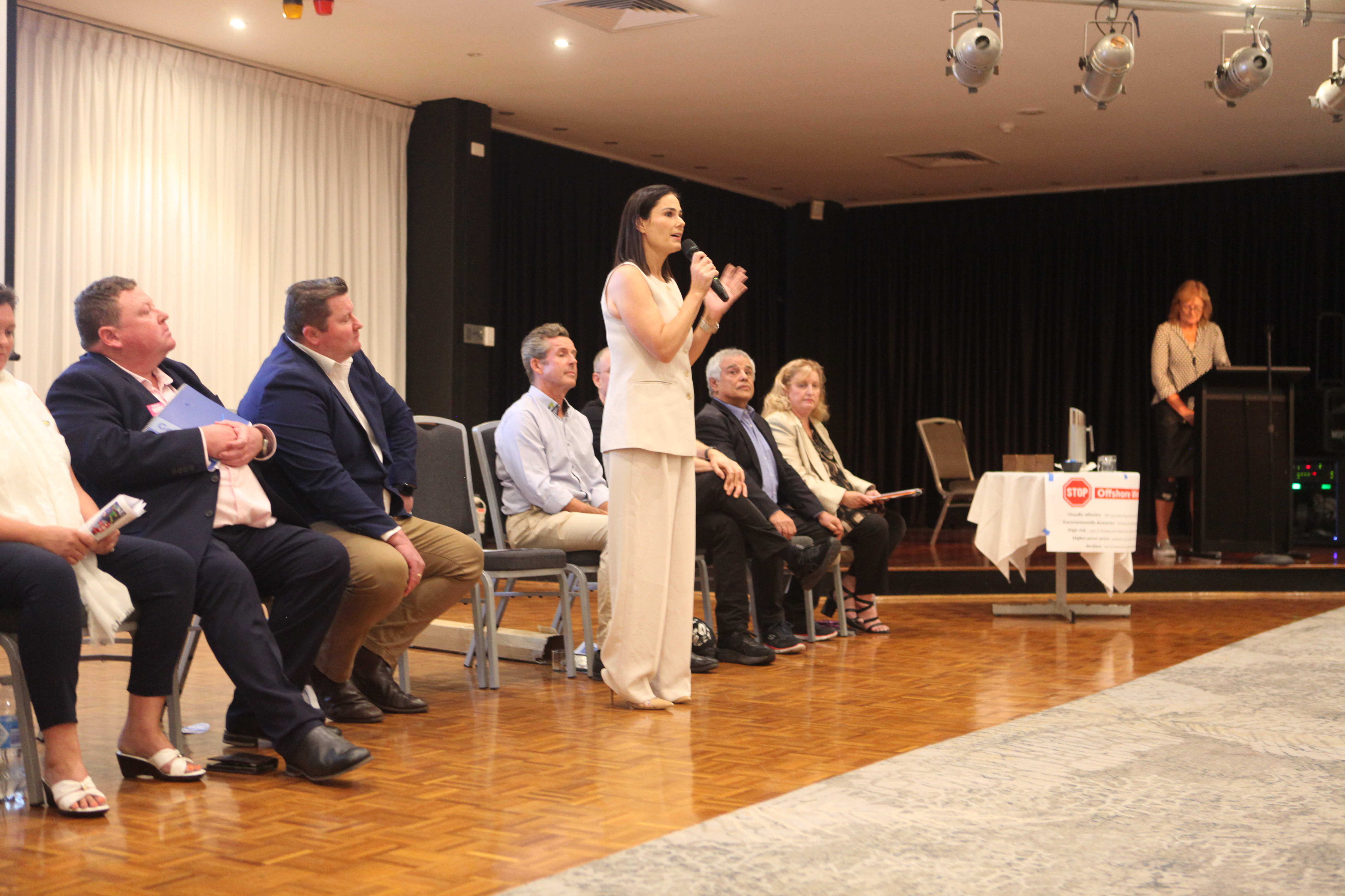 'Let me fight for you,’ says Responsible Future volunteer turned Liberal candidate Amanda Ivaneza