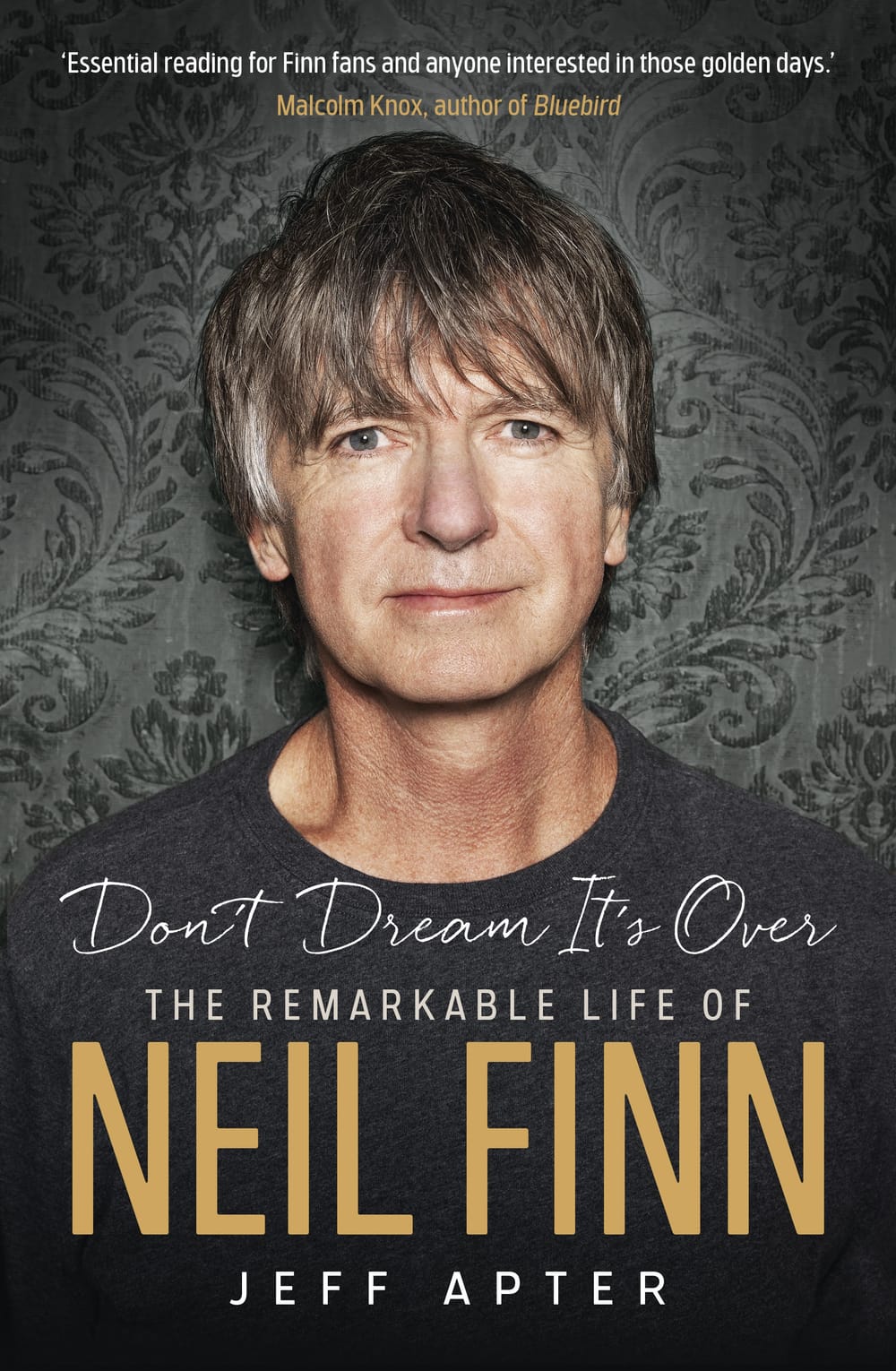 Collins hosts author Jeff Apter at Ryan's in Thirroul post image