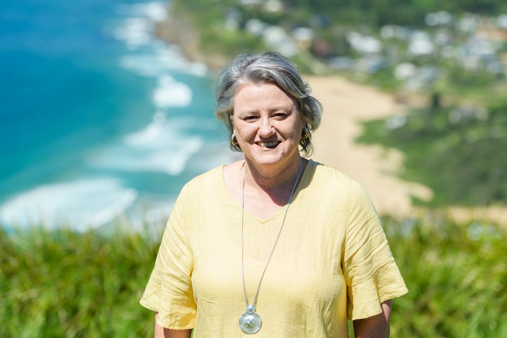 Meet a Flame writer: Lesley Roulston post image