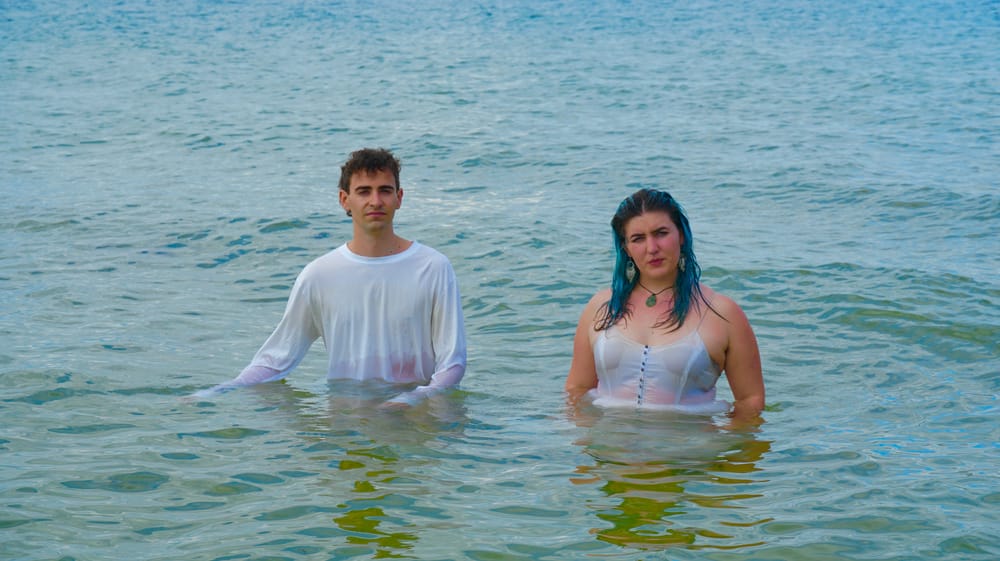 Singer returns home to Wombarra for 'Ocean Whisperings' post image