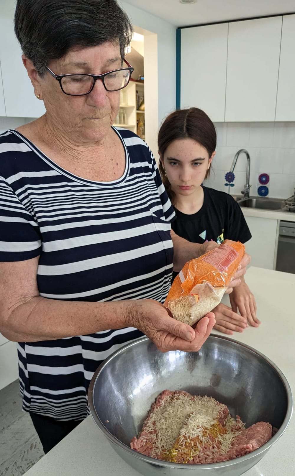 Hello, Thursday readers post image