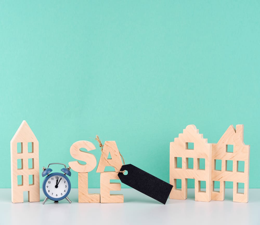 Interest rates on hold again but distressed sales inevitable post image
