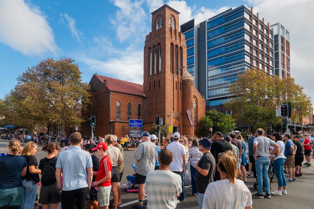 Looking back on Wollongong's ANZAC Day March in photos post image