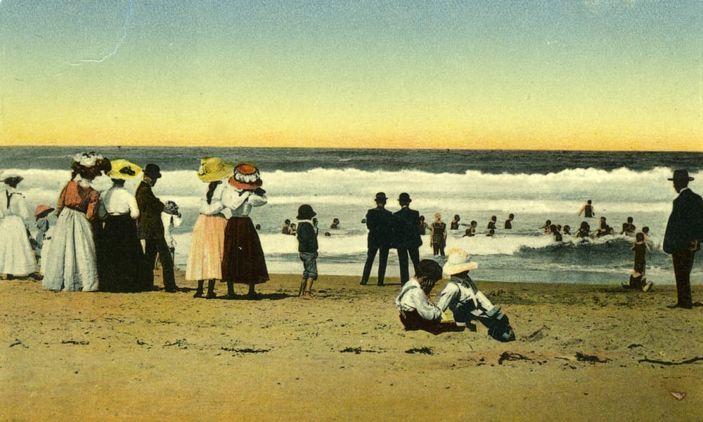 Glamour at the beach, North Wollongong style post image