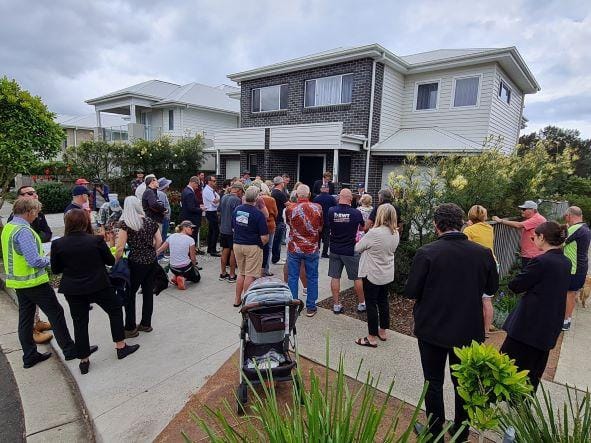 DA news, plus a good clean-up post image