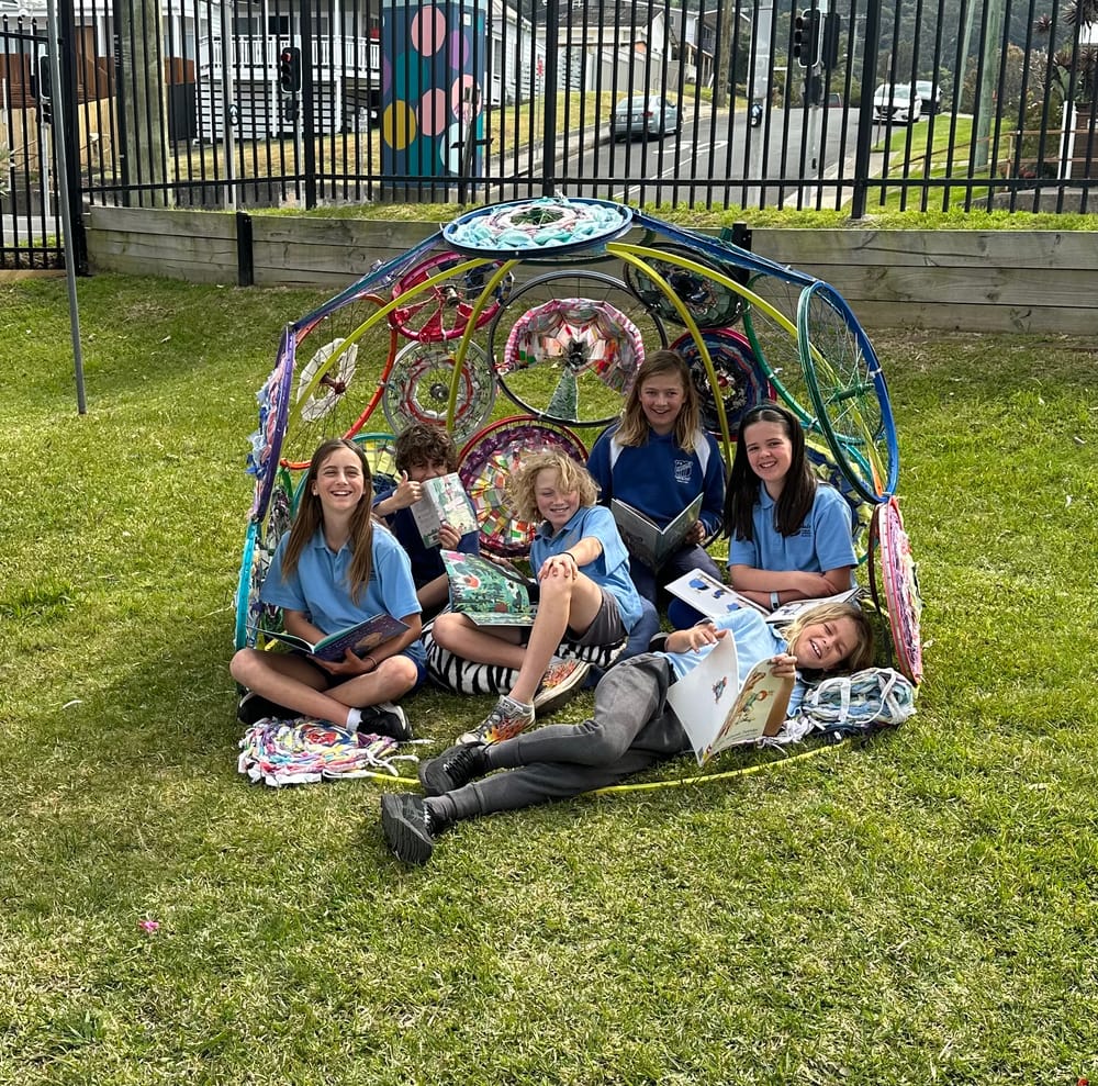 Connecting Threads upcycles bike wheels at Coledale Public School post image