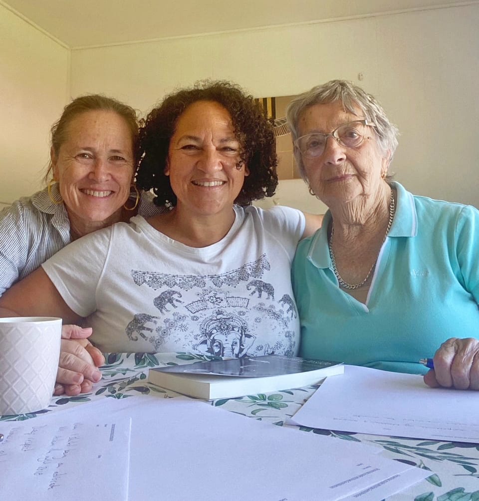 Strength in the Sisterhood: 3 top citizens meet for lunch post image