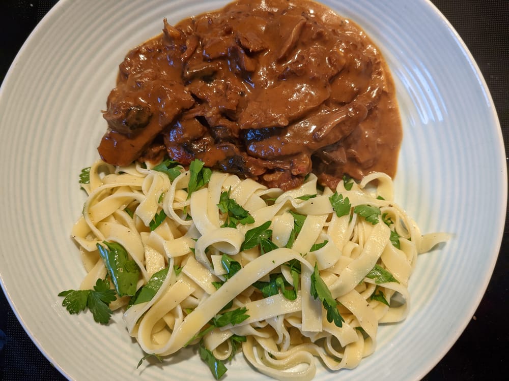 Lachy’s beef stroganoff post image