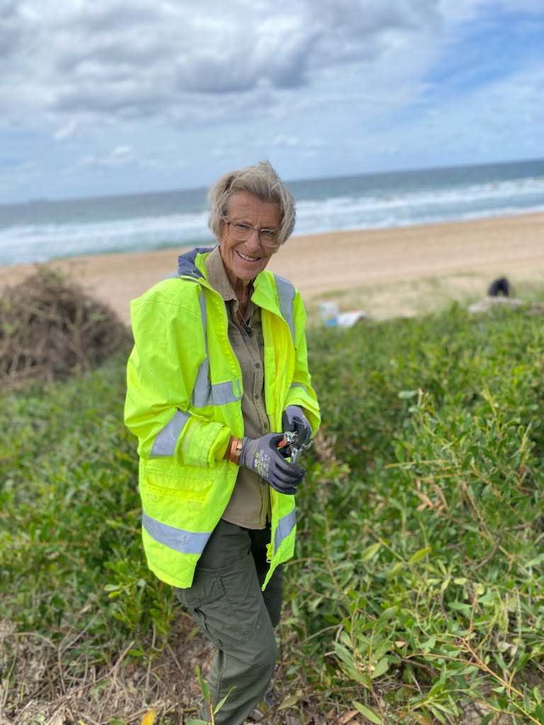 Meet Jan Arone, winner of the Dunecare Golden Trowel at Puckeys Bushcare post image