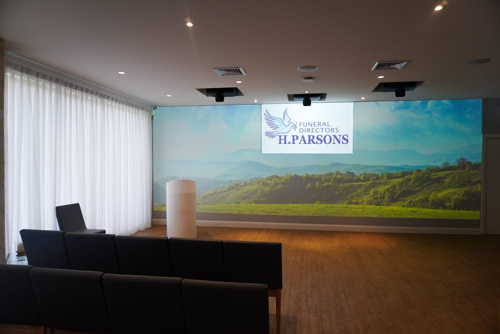 Tech brings families together post image