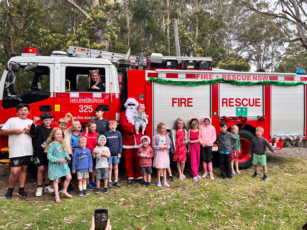 Thanks to Station 325 Helensburgh: Santa Claus is coming to town! post image