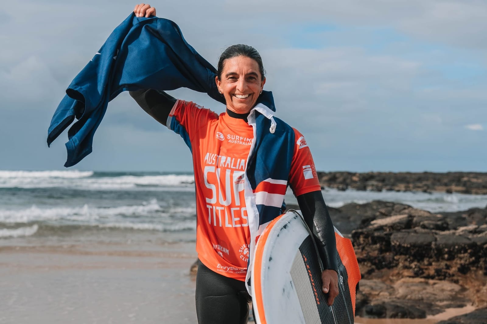 Stand-up star shows youngsters how it's done post image