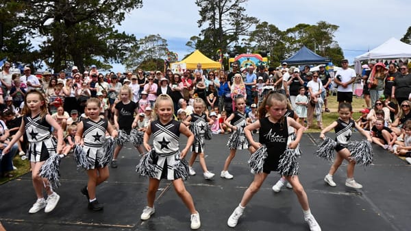 Happy holidays from Helensburgh Lions post image