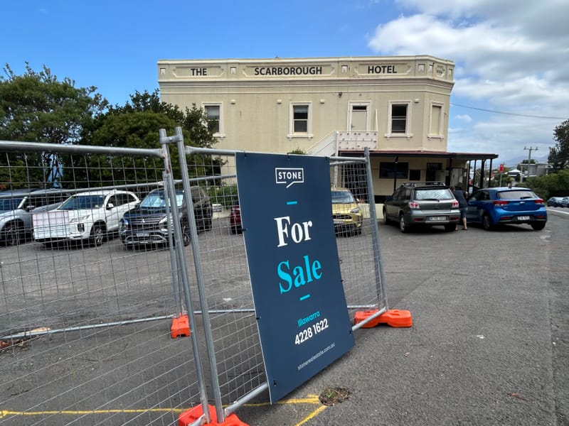 The battle for parking at the iconic Scarborough Pub spills out into the streets post image